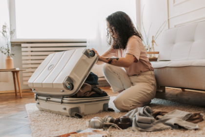 Com o checklist completo de Andrey de Oliveira Pontes, saiba exatamente o que levar na mala de viagem e evite imprevistos.