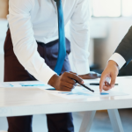 Decisões com dados e redução de erros nas empresas com Andre de Barros Faria.